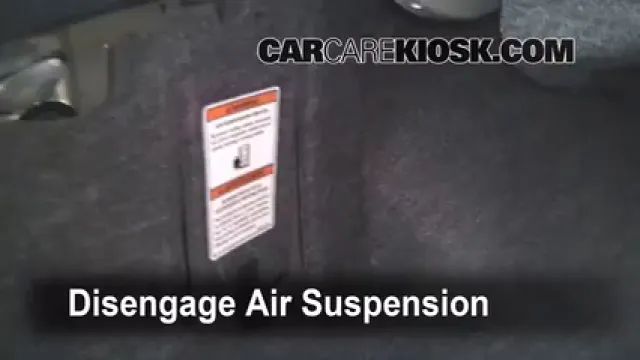 2001 Lincoln Continental 4.6L V8 Neumáticos y ruedas Cambiar un neumático pinchado